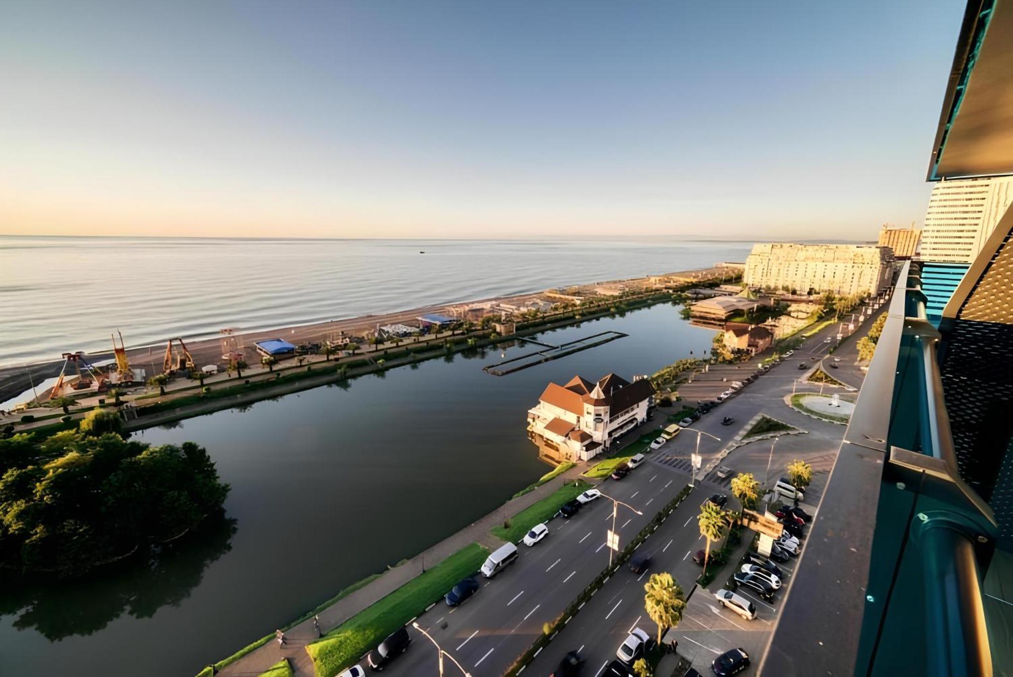 Panorama Seaview Batumi Lux Orbi City Εξωτερικό φωτογραφία